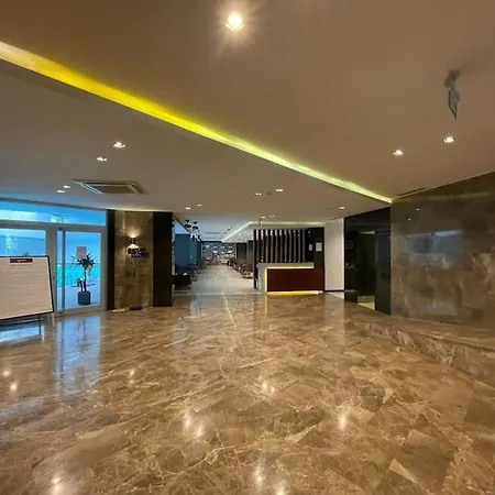 Apartament G Marin *